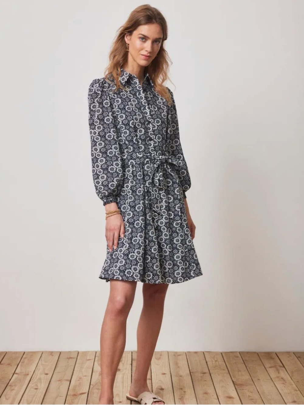 Button-Front Navy Floral Long-Sleeve Shirt Dress. Size M (no belt)